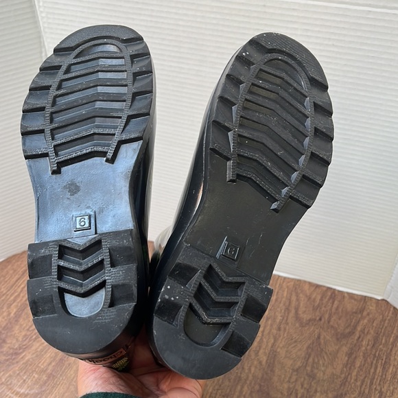 Chooka Women’s Black Pineapple Topic Rubber Rain Boots Size 6 - Picture 9 of 17